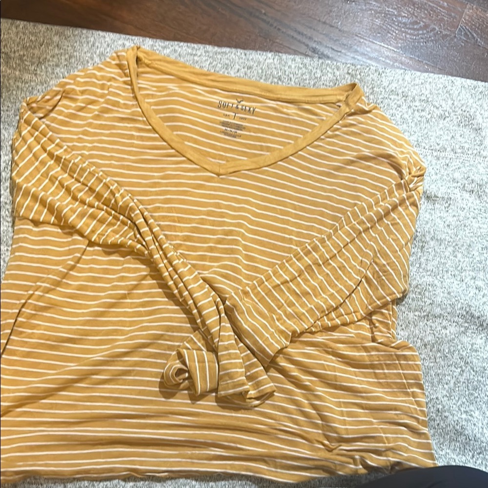American Eagle mustard yellow long sleeve